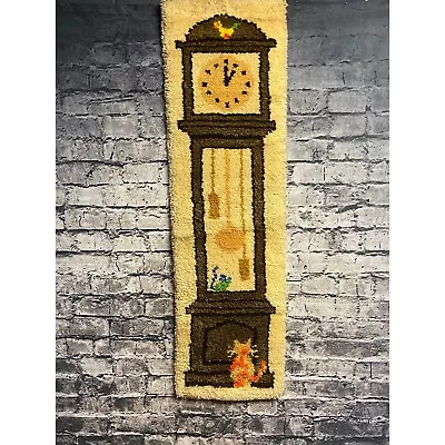 MCM VTG GRANDFATHER CLOCK CAT AND MOUSE Latch Hook Rug Wall Hanging • $75