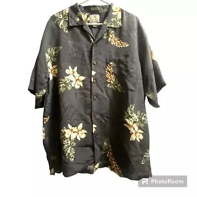 Vintage Luau Silk Gray Floral Hawaiian Short Sleeve Button Down Men's Large • $10