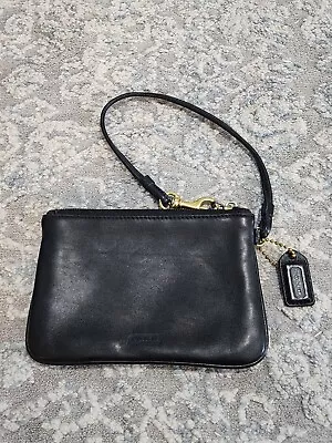 Coach Black Leather Wristlet Very Good Condition MUST SEE • $20.99