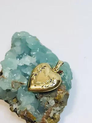 Vintage Floral Etched Heart Picture Locket Pendant 14k Solid Yellow Gold 0.7/8” • $299