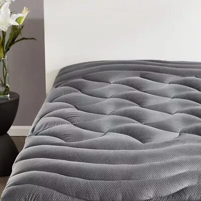 Queen Size Mattress Pad Cover Memory Foam Pillow Top Overfilled Topper COOLING • $52.88