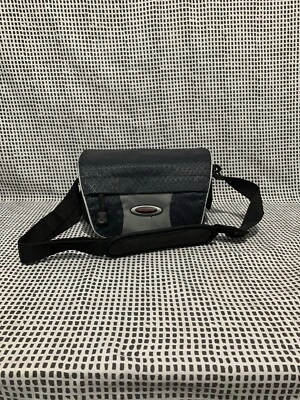 £4.99 • Buy Vanguard Borneo 17 Digital Camera Bag Padded 17.5 X 8 X 10cm Black