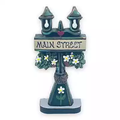 Brandywine Collectibles Main Street Sign Lamp Post Flowers Shelf Sitter • $10.68
