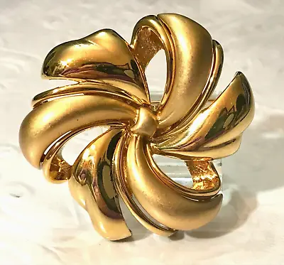 Monet Signed 2-Textured Deep Glow Gold Pinwheel Bow Brooch Heavy Quality • $14.95