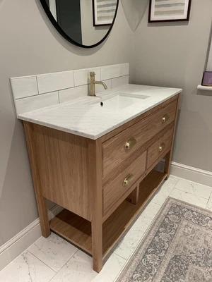 Oak Vanity Unit • £38