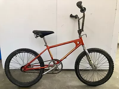 Early 80s Roadmaster Vintage BMX Bicycle - Classic Design! • $279