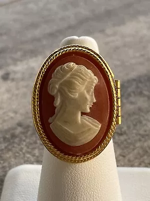 Avon Ring Perfume Costume Faux Cameo Vintage Poison Ring Locket 6.5 • $34.95