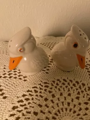 Vintage Porcelain Duck Salt And Pepper Shakers Set 1950s • $0.99