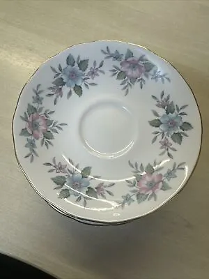 Colclough Bone China Coppelia Pattern 15 Piece Tea Set Saucer/Plate • £9