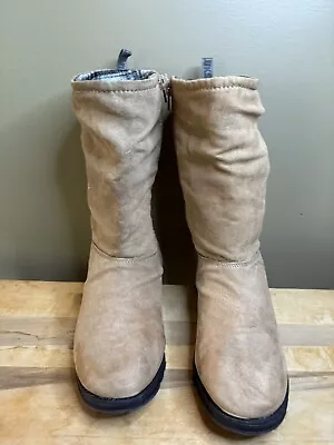 Muk Luk Faux Suede Boots Size 7 • $8
