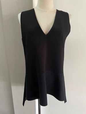 $65 • Buy Scanlan Theodore Black V-Neck Micro Crepe Knit Top Size L