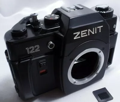 Rv ZENIT-122 KMZ Russian M42 Mount SLR Vintage Camera BODY Only   1961 • £43.43