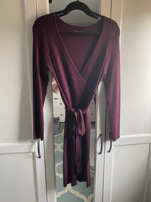 £15 • Buy Lipsy Maroon Ribbed Dress Never Worn Size 12