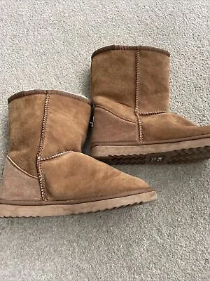 Ugg Original Made In Australia Chestnut Boots Size 5 GUC • £30