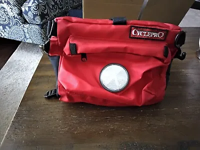 Vintage Cycle Pro Bicycle Bag Red- Good Condition • $36.99