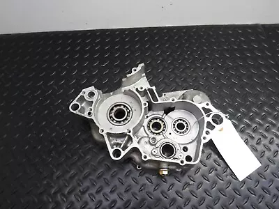 03 Kawasaki Kx 125 Kx125 Engine Motor Crank Case Right Case Nice! 14001-5403 • $249.95