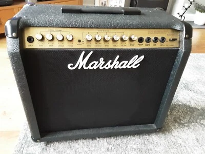 £85 • Buy Marshall Valvestate 8040 Guitar Amp 40w