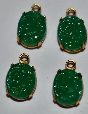 VINTAGE 4 JADE GREEN JAPANESE PEKING GLASS OVAL PENDANTS BEADS • 8x10mm • RELIEF • $4.99