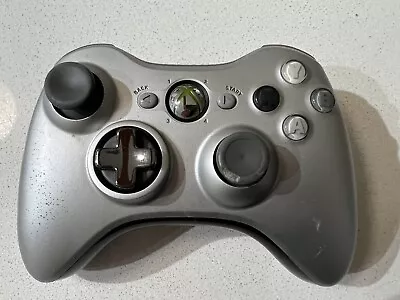 Microsoft Xbox 360 Genuine Wireless Controller - Silver - Missing Battery Cover • $34.95