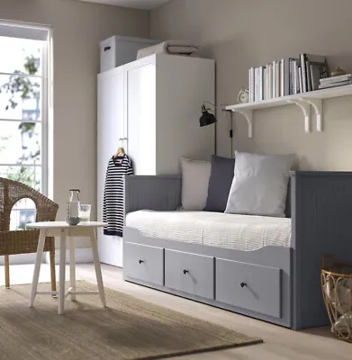 IKEA Hemnes Day Bed Excellent - DELIVERY AVAILABILE - 2 Mattresses • £290