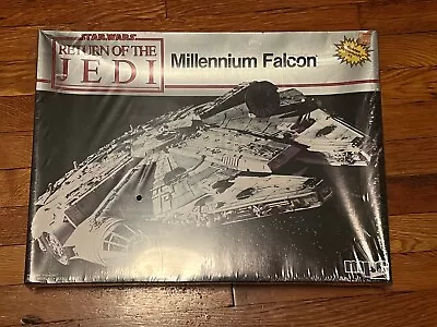 MPC Ertl Millennium Falcon Model Kit Star Wars Return Of The Jedi New Sealed • $59