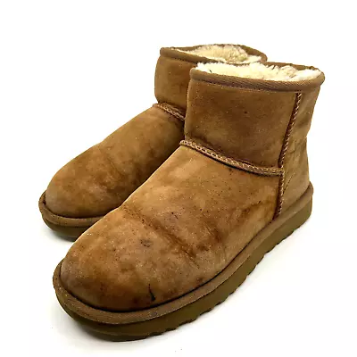 UGG Classic Short Shearling Booties Women's 8 US • $28