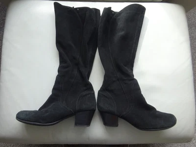 £8 • Buy M&S Footglove Black Suede Boots Size 8