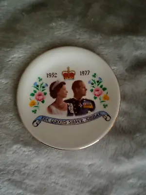 Queen Elizabeth II Silver Jubilee  Pall Mall Ware 4.5  Plate/ Pin Dish • £10