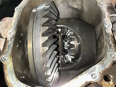 $500 • Buy 2011-15 GMC Sierra 2500 3.73 Ratio Front Axle Differential Carrier OEM Nice 170k