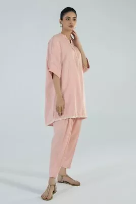 Pakistani Branded Sana Safinaz 2 Piece Large Suit • £18