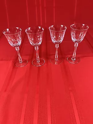 Mikasa Crystal Cameo  Cut Pattern Wine Glasses  7 1/4 X 3 5/8  Set Of 4 • $34