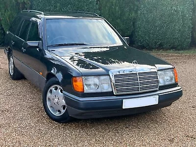 Rare Mercedes 1993 320TE Estate S124 (W124) • £11990