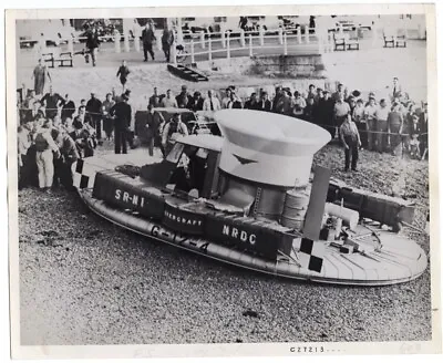 1959 British Hovercraft NRDC SR-N1 Flying Saucer Crosses Channel News Photo • $33.99