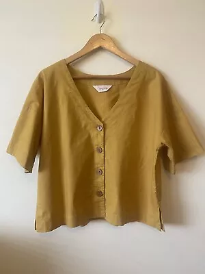 Gorman Organic Top Size 12 • $45