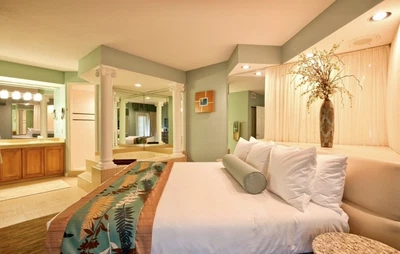 $779 • Buy 1 Full Week Vacation Rental July 1-8 Wyndham Star Island Orlando Disney World