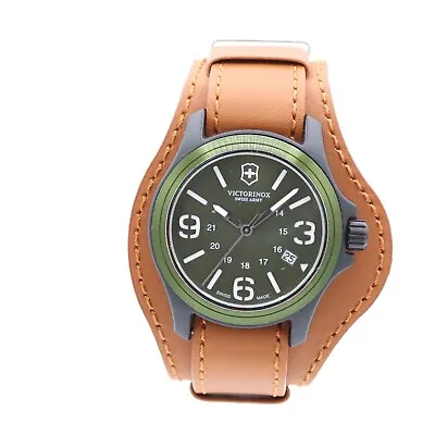40mm Victorinox 241514 Swiss Army Men's Quartz Wristwatch Steel Olive Green • $130