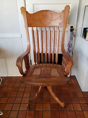 Antique Oak Press Back Desk Arm Chair Swivel Rolling Tilting Sheboygan Chair Co. • $239