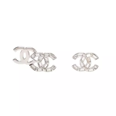 CHANEL 2022 Silver Crystal Triple CC Stud Earrings • $71