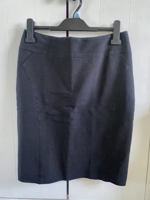 £3 • Buy Reiss Skirt Size 10