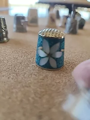  Thimble~Mother Of Pearl  And Touquoise Inlay Flower Thimble Excellent Condition • $5