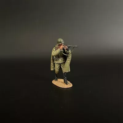 War Park Miniatures 1:30 Ra012 Russian Red Army Machine Gunner Wearing Cloak • $57.95