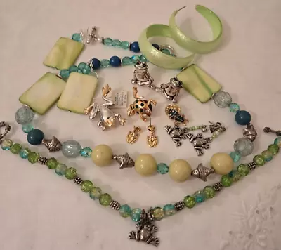 Jewelry Lot Necklaces Lia Sophia Avon Frog Pins Earrings Rhinestones#3-25F • $12