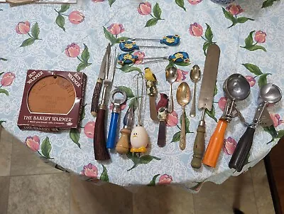 Vintage Lot (17) Kitchen Utensils And Bakery Warmer • $30