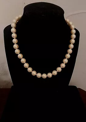 [Nolan Miller's] Vintage Faux Pearl Necklace W/Gold Tone Rhinestone Snap Clasp • $17.99