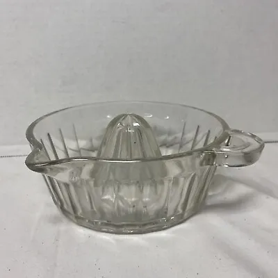 Vintage Heavy Large Clear Glass Hand Juicer Reamer Citrus Orange Lemon Easy Pour • $17.99