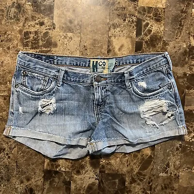 Hollister Juniors Vintage Cuffed Destroyed Denim Shorts Size 5 • $14.99