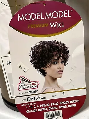 Model Model Premium Synthetic Wig “Daisy“ In Color:1 • $18