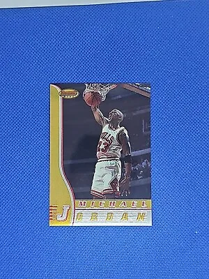  1996-97 Bowmans Best #80 Michael Jordan SHARP • $19.99