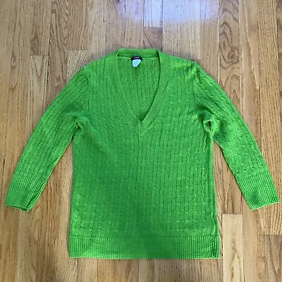 J.CrewGreen Apple 🍏Pullover V Neck Linen Sweater M Exceptional • $27.50
