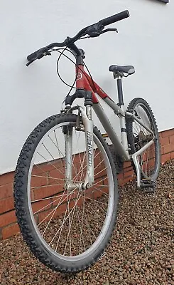 Giant Boulder Mountain Bike XS Red/Silver • £50